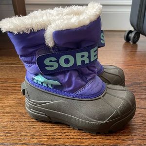 Sorel girls snow boots